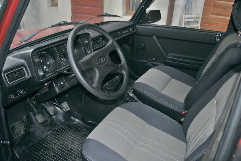 Lada Nova 2105 салон