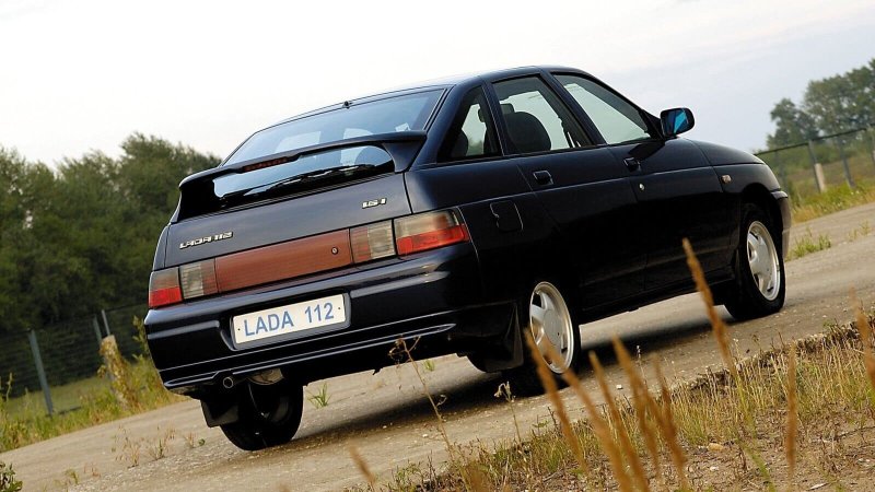 ВАЗ-2112 (Lada 112)