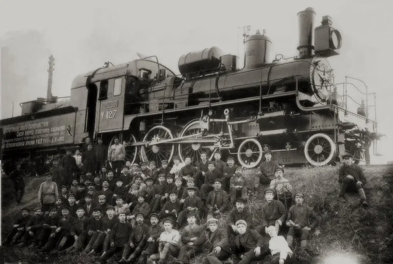 Паровозы в депо Елгава 1947 год