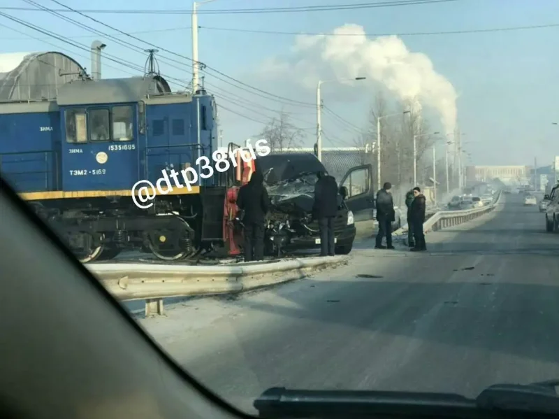 Авария в Иркутске на Узловой