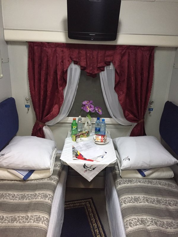 Пассажирский поезд белорусской железной дороги