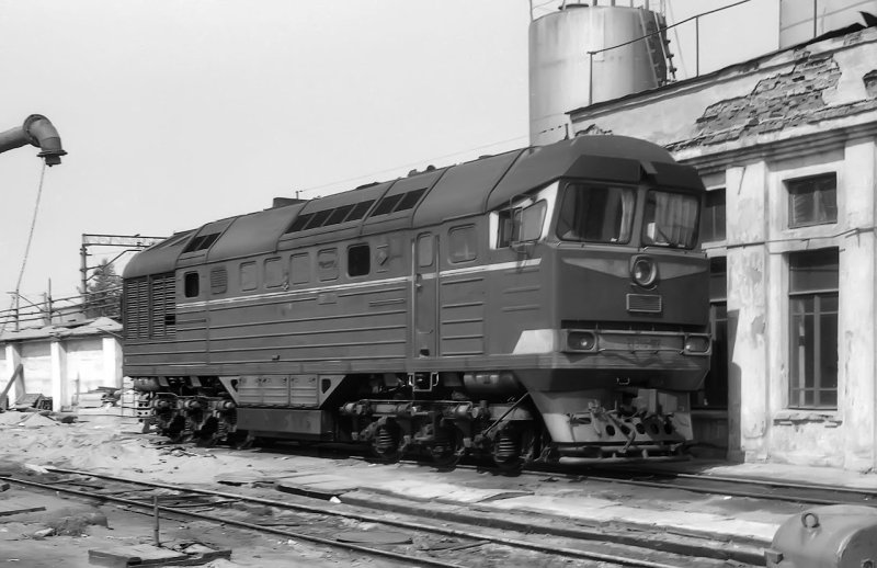 Локомотив тепловоз тэ2