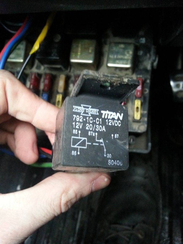 Блок предохранителей 2110/2123 "авар" (392.3722м)