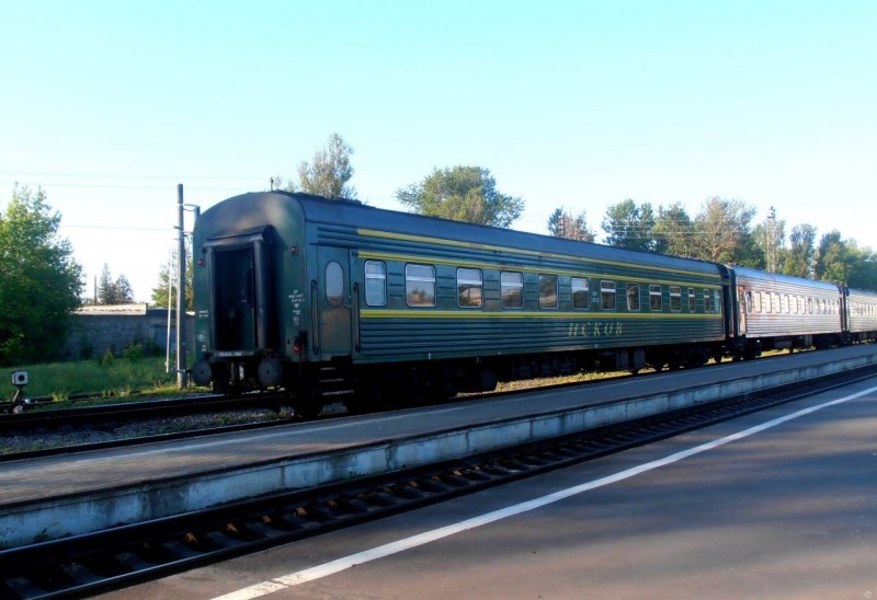 Поезд 677 СПБ Великие Луки