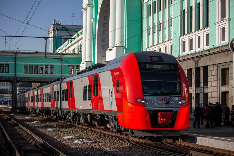 Поезд Ласточка Новосибирск