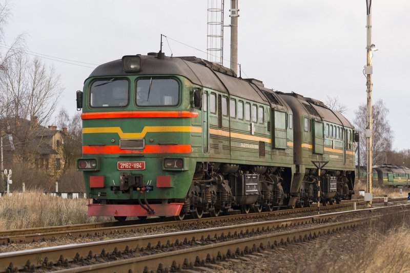 Тепловоз 2м62