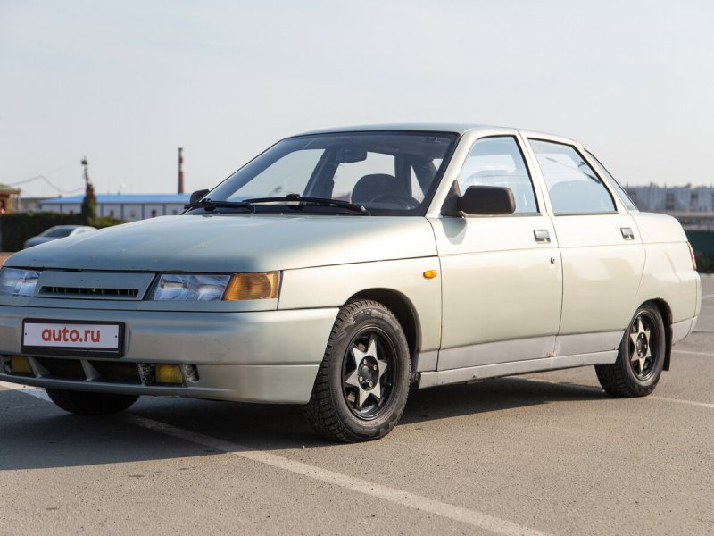 ВАЗ-2110 (Lada 110)