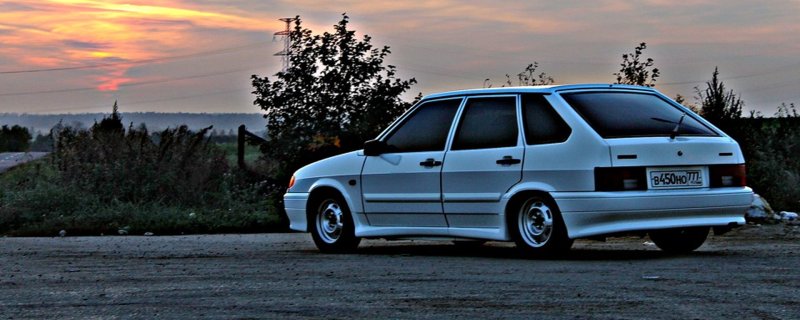 ВАЗ 2114 белая оперская