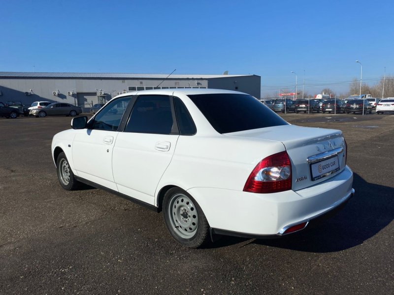 Лада 217030 2010 год