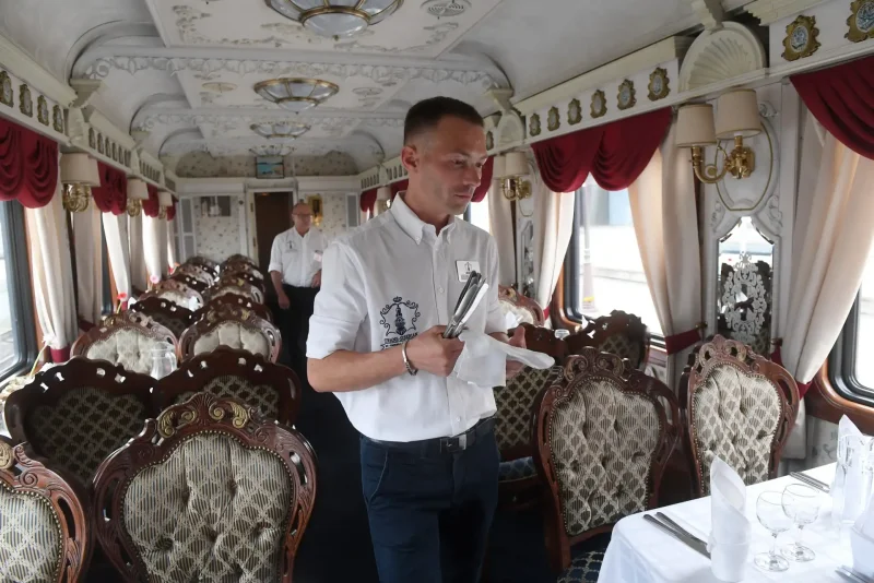 Ретропоезд Рускеальский экспресс