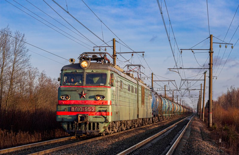 Грузовой Локомотив вл80