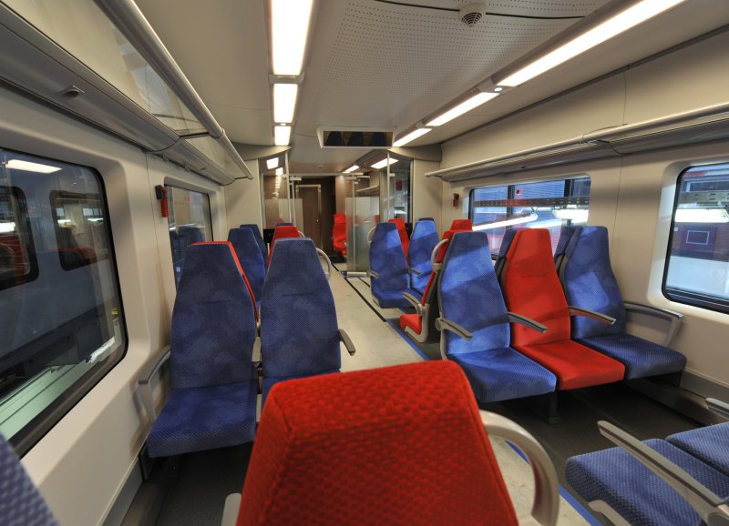 Электропоезд эс1 салон
