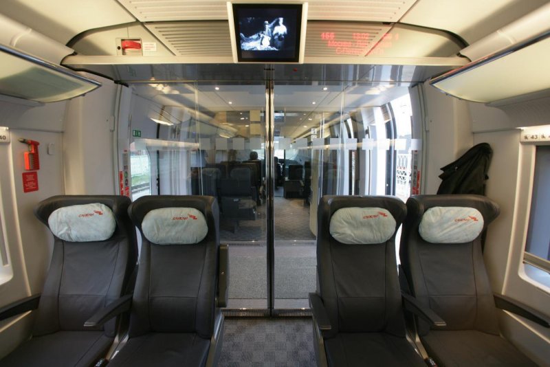 Поезд Сапсан внутри вагона