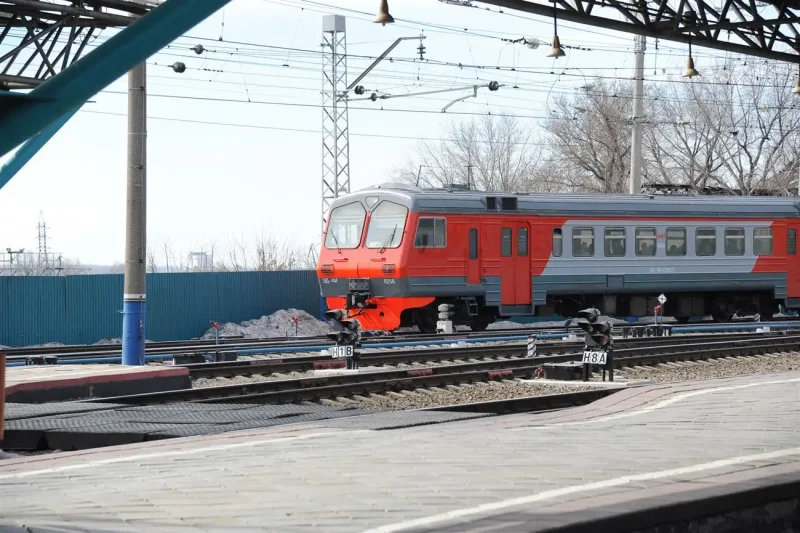 Поезд тольятти москва. Железная дорога Тольятти. Железная дорога Тольятти Самара. ВСМ Самара Тольятти. РЖД Тольятти Самара.