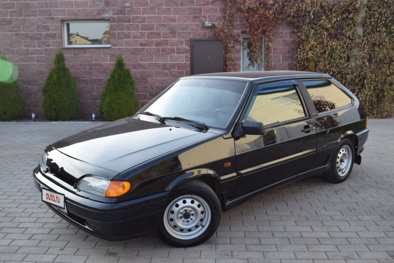 Lada (ВАЗ) 2113