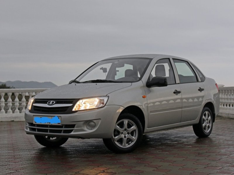 Lada Granta хэтчбек 2014