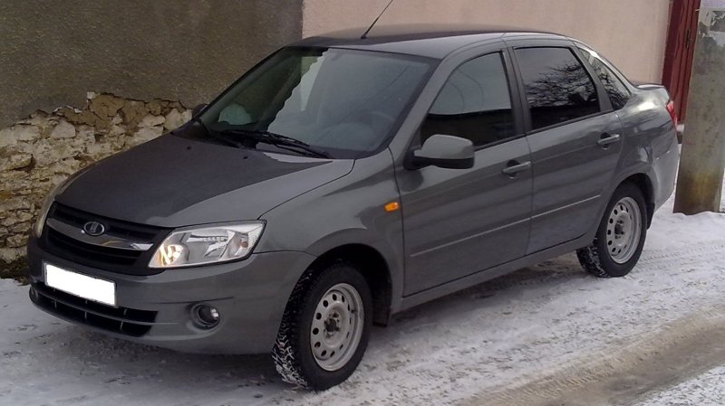 Машина Лада 67