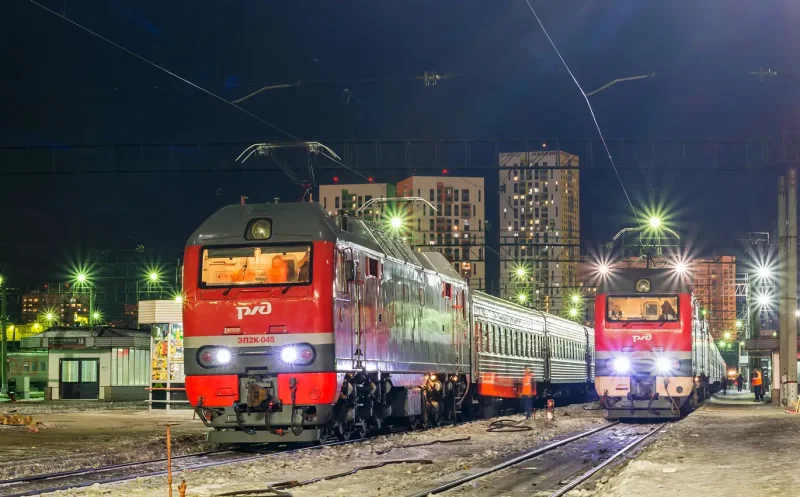 Поезд 122е