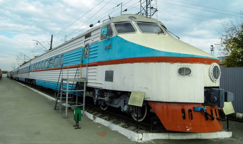 Скоростной электропоезд эр200