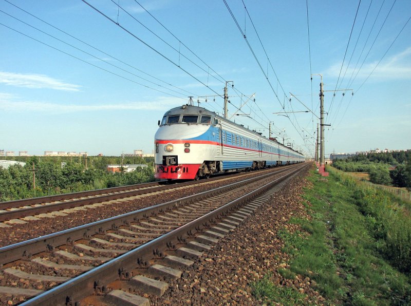 Скоростной электропоезд эр200
