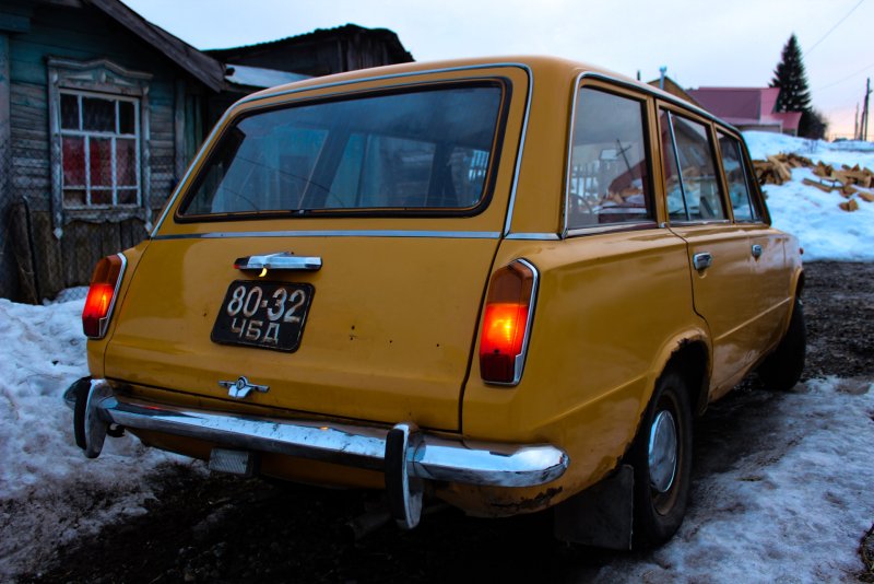Лада 2102