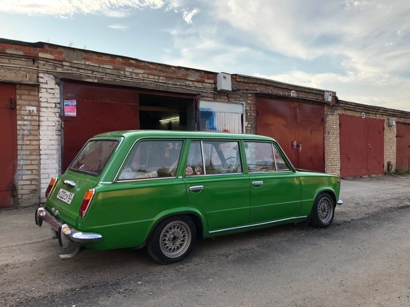 ВАЗ 2102 синяя