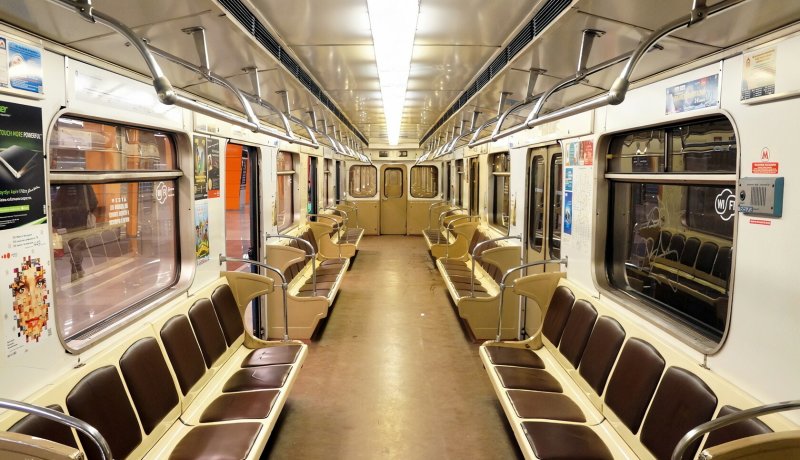 Новогодний поезд еж3 2021