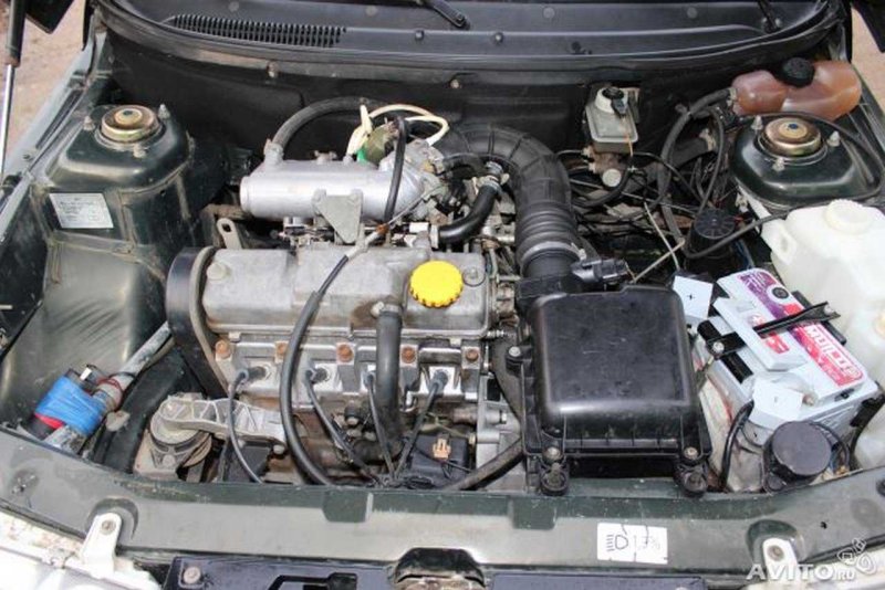 ВАЗ 2110 двигатель 8лапонный