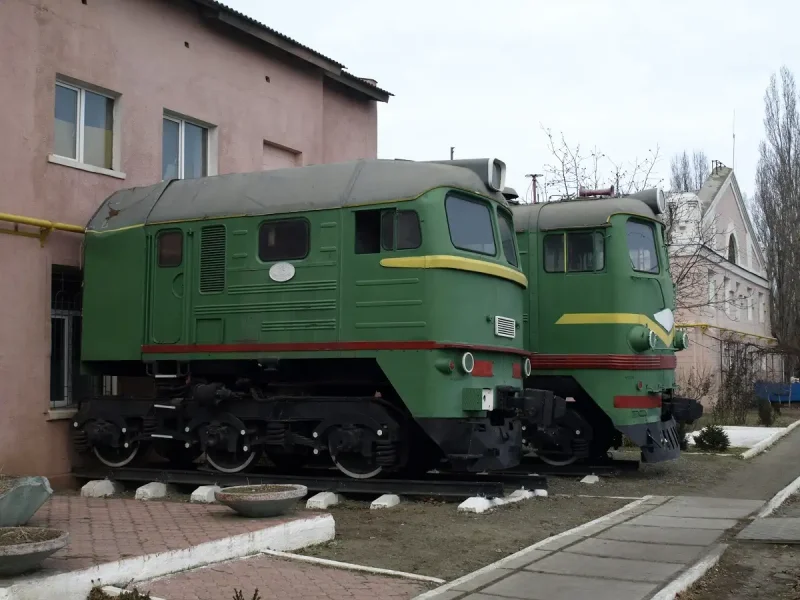 Тепловоз 2тэ10в 4457