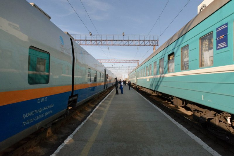 Караганда вокзал вагоны