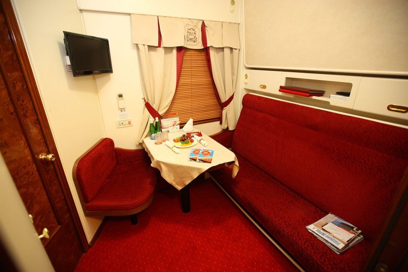 Поезд Гранд экспресс