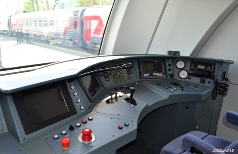 Электропоезд эс1 кабина