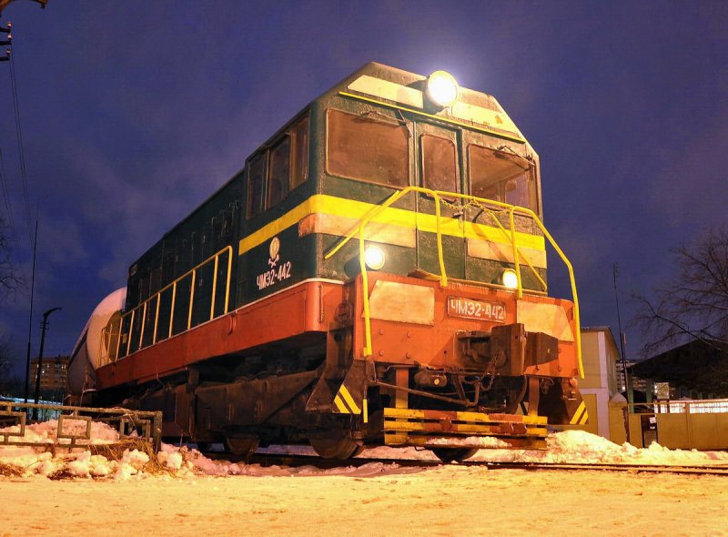 Маневровый тепловоз чмэ2