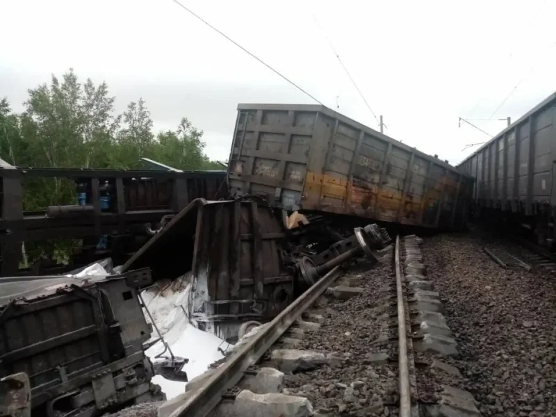 Грузовой поезд