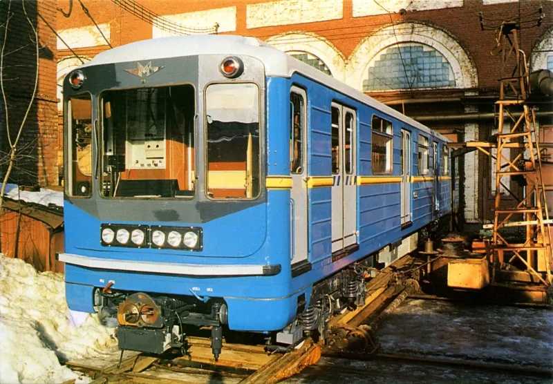 Метровагон еж3 салон линкруст