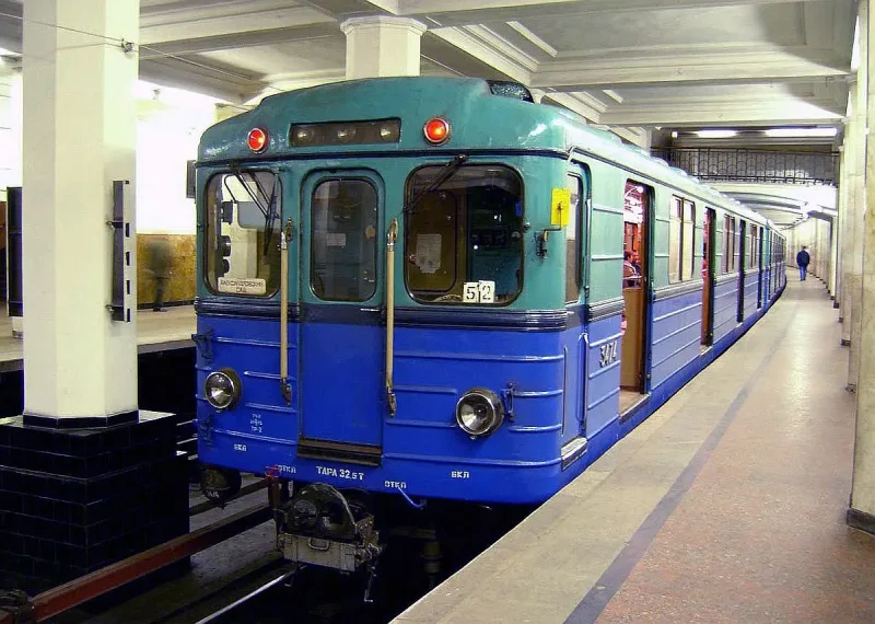 Метровагон 81-717