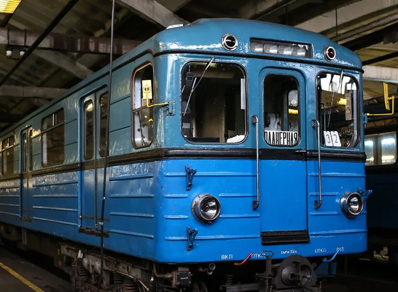 Г вагон метро