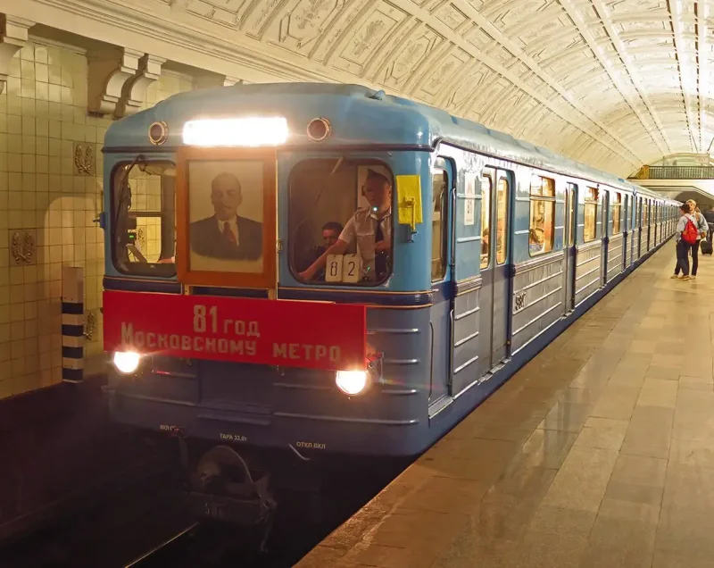 Метропоезд еж3