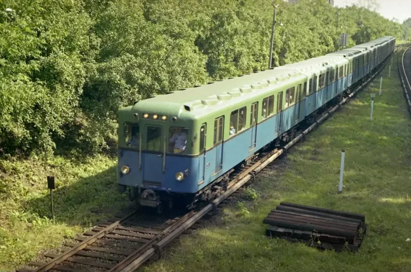 Метровагон еж3