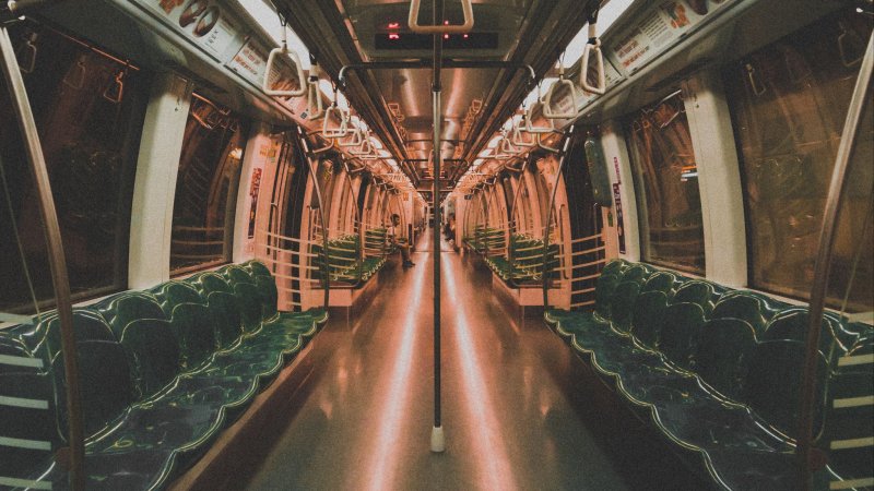 Метрополитен внутри