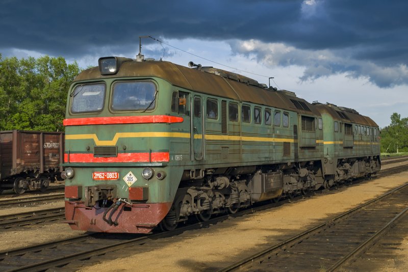Локомотив тепловоз м62