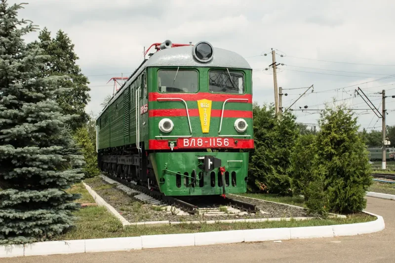 Локомотив вл 8