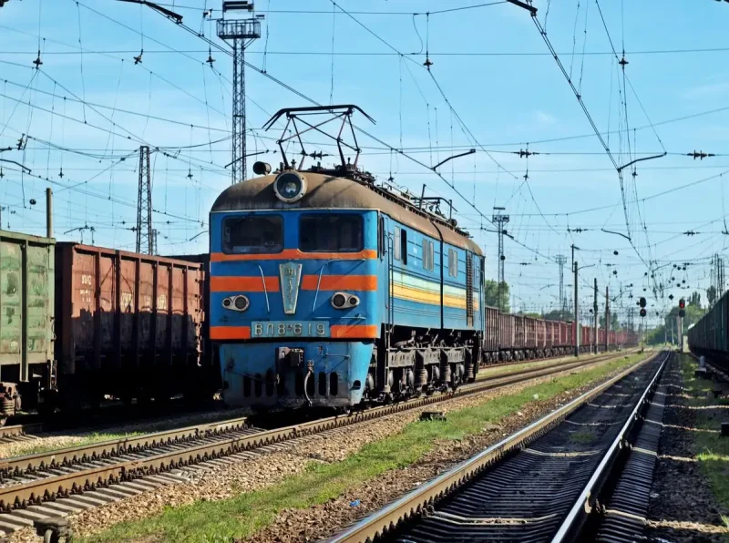 Электровоз вл8-006 TRAINPIX