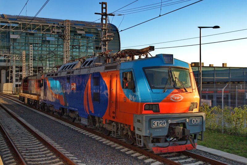 Пассажирский Локомотив эп20