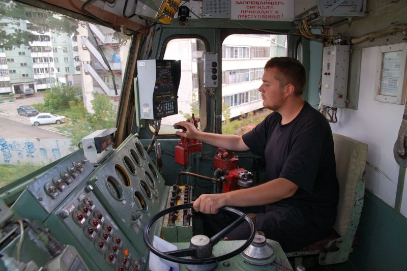 Кабина Локомотива вл80с