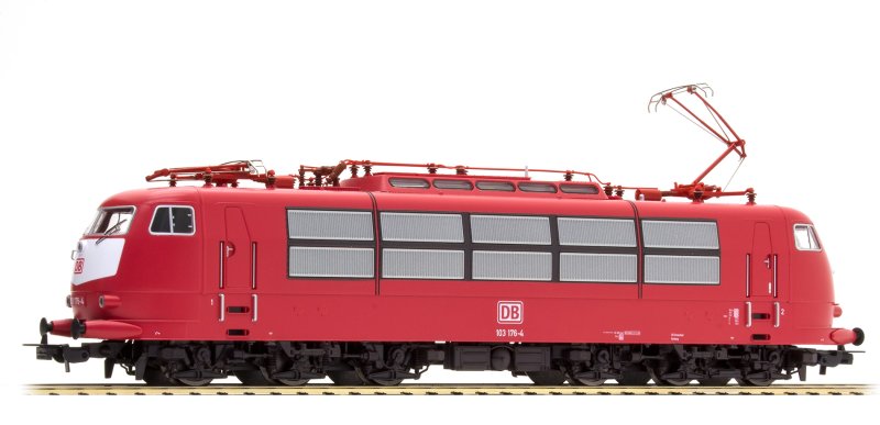 Piko e 211 двухмоторная модель