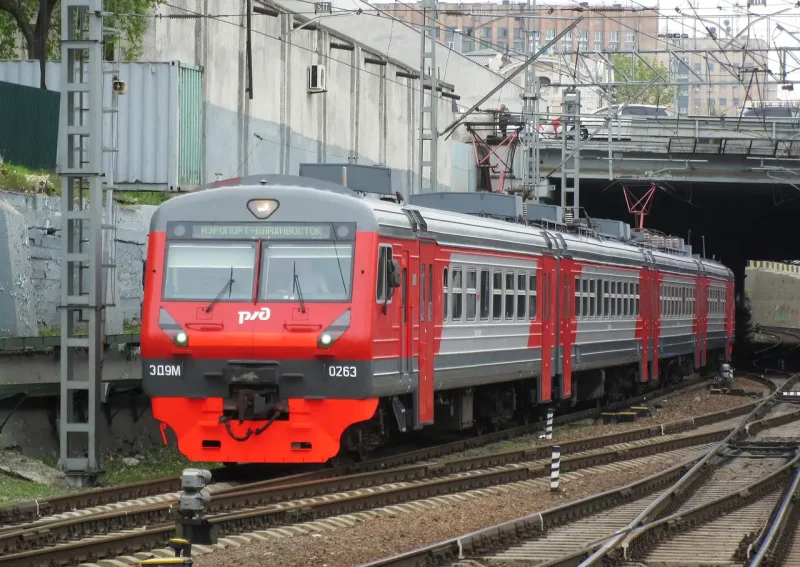 Электричка эд9м
