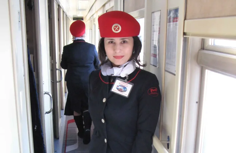 Поезд Эльбрус 061с