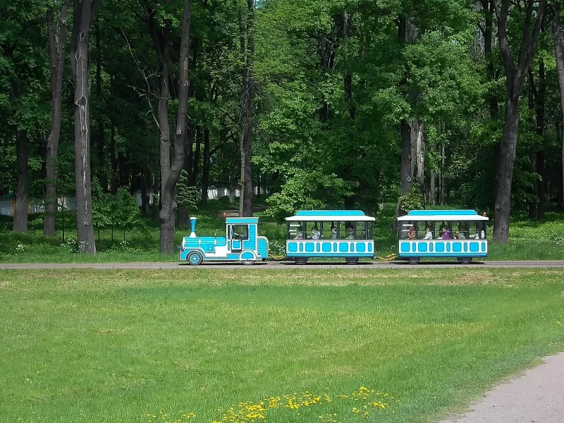 Парк Александрия паровозик