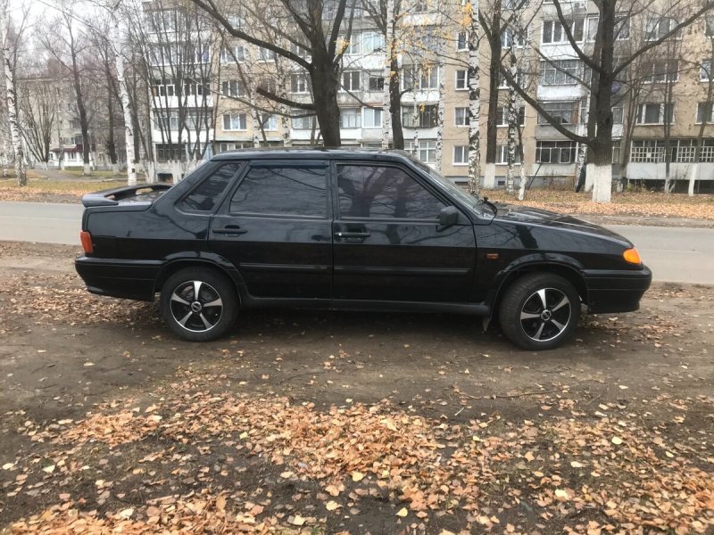 ВАЗ 2115 черная